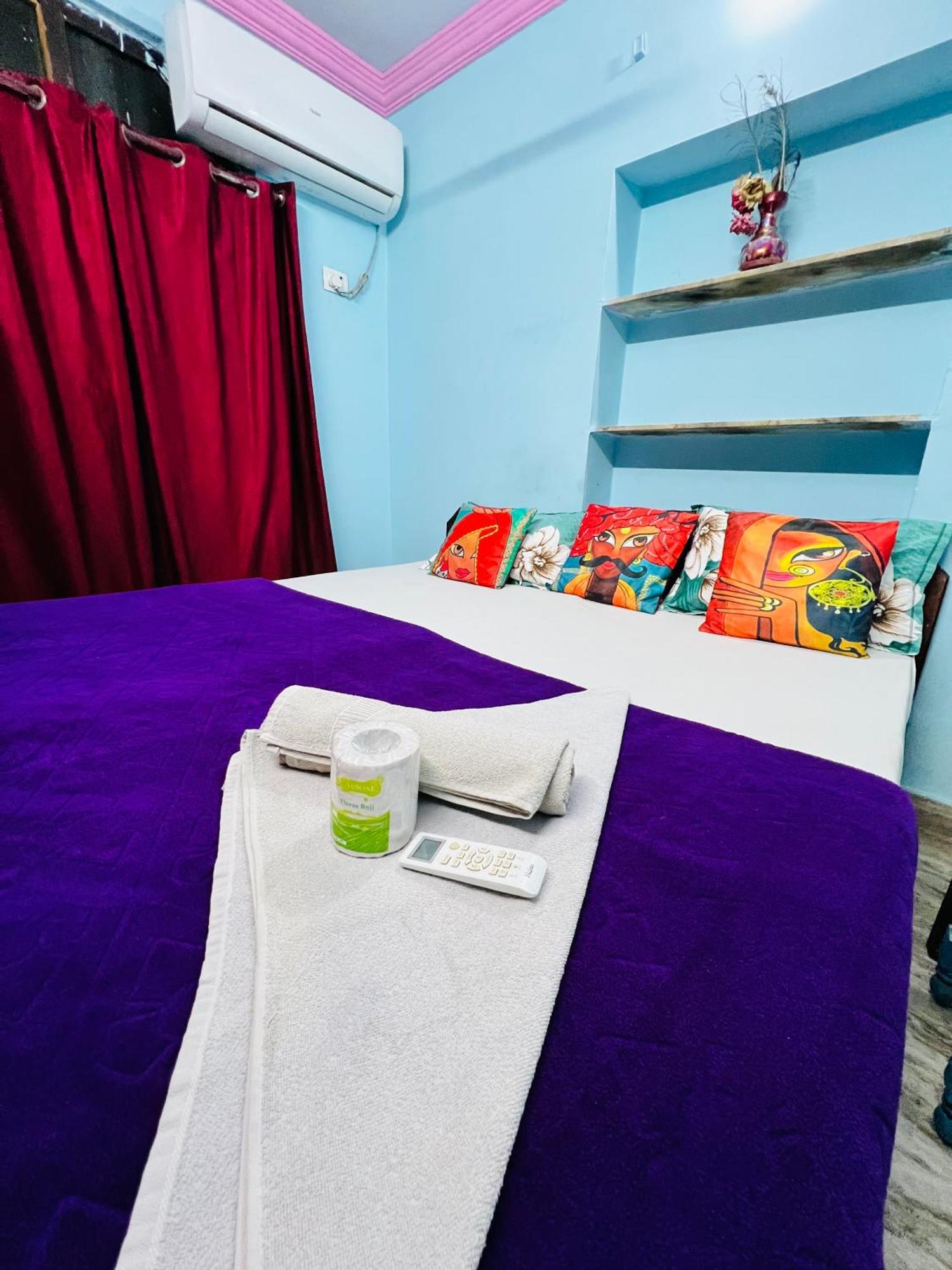 Hotel Poonam Puskár Kültér fotó