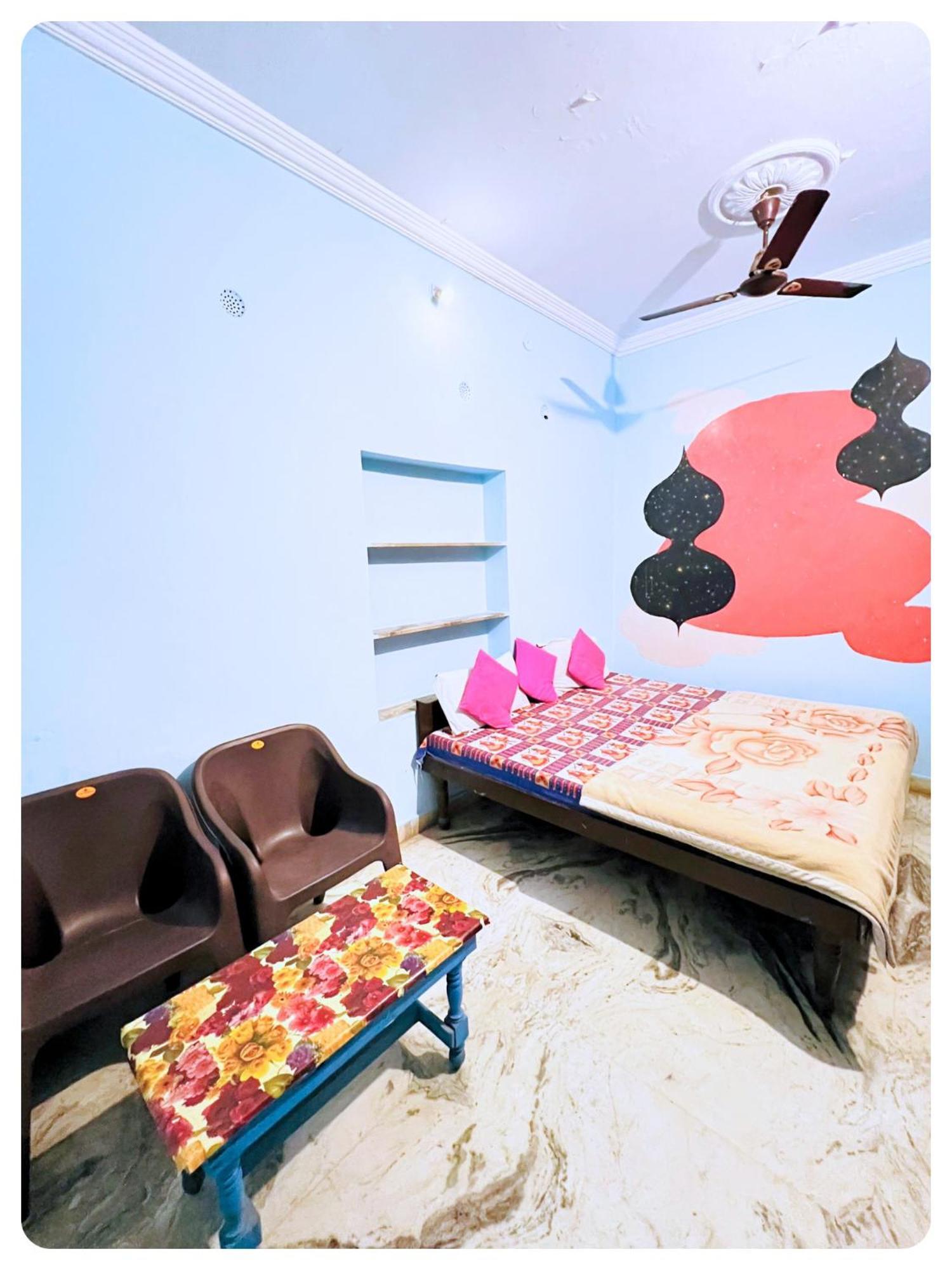 Hotel Poonam Puskár Kültér fotó