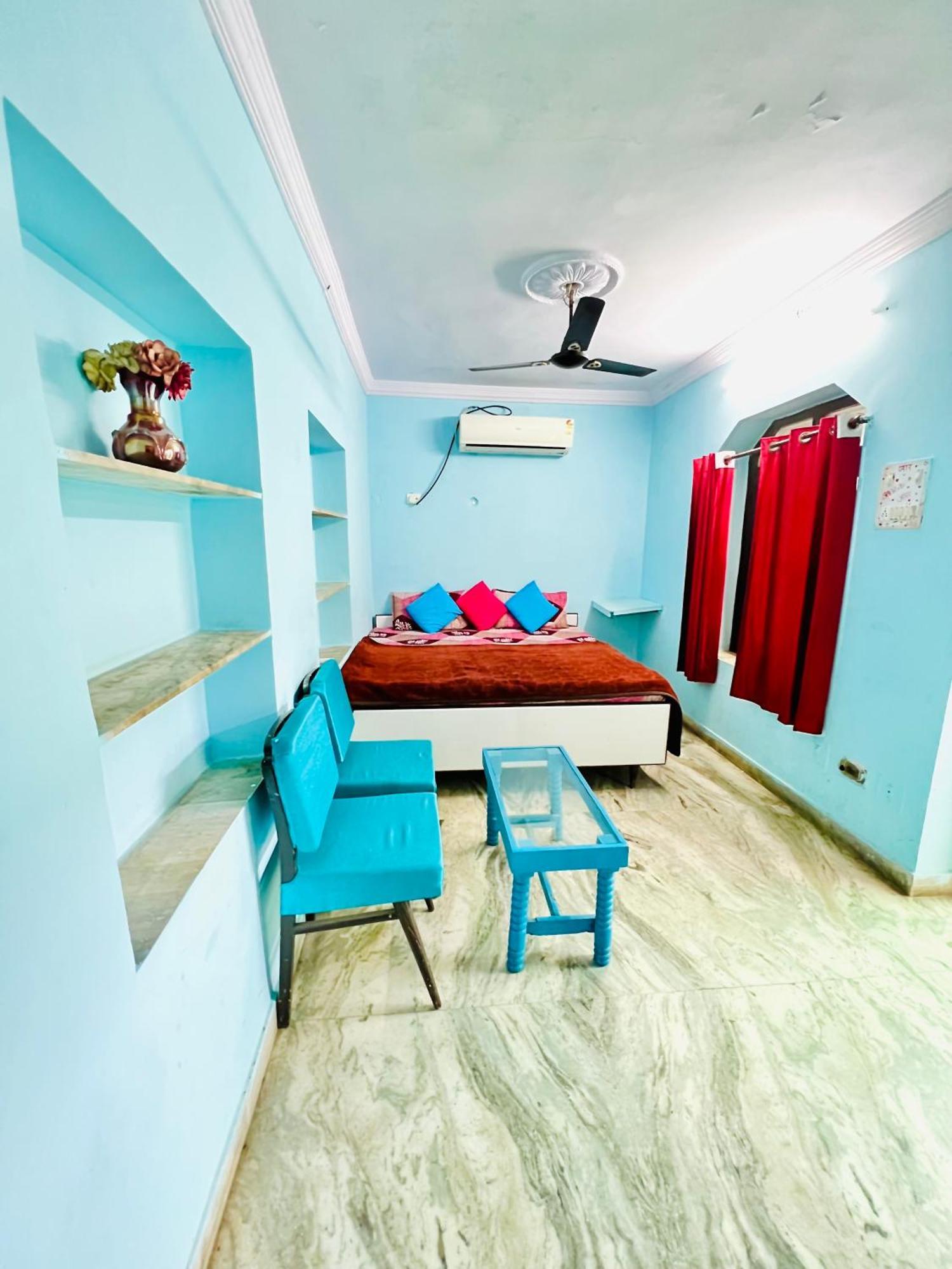 Hotel Poonam Puskár Kültér fotó
